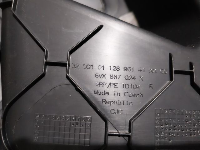 bontott SKODA FABIA III Ajtó Kárpit Szett