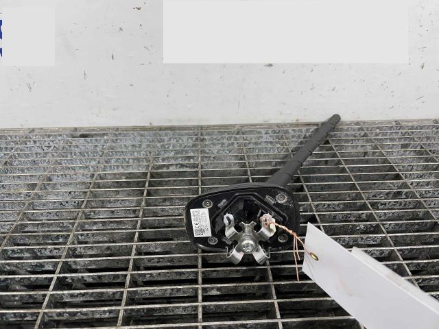 bontott SKODA FABIA III Antenna