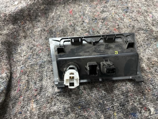 bontott SKODA FABIA III AUX Csatlakozó