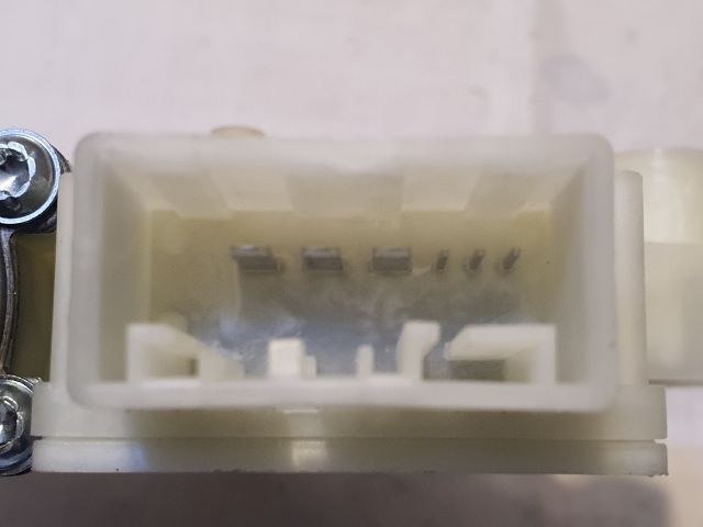 bontott SKODA FABIA III Bal első Ablakemelő Motor