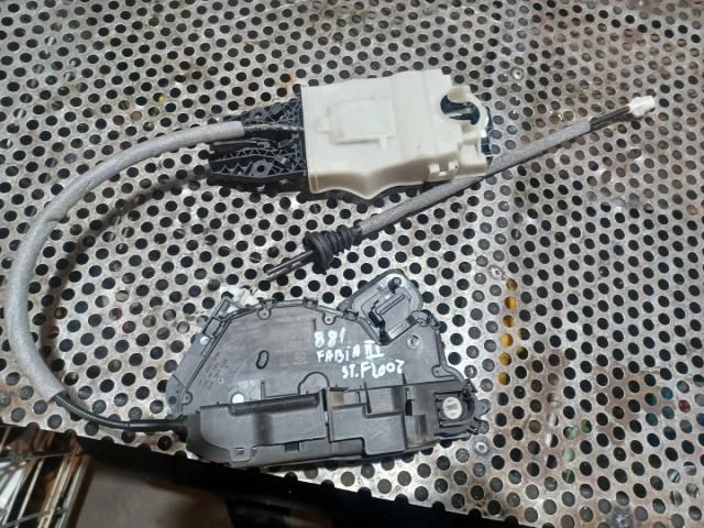 bontott SKODA FABIA III Bal első Ajtózár