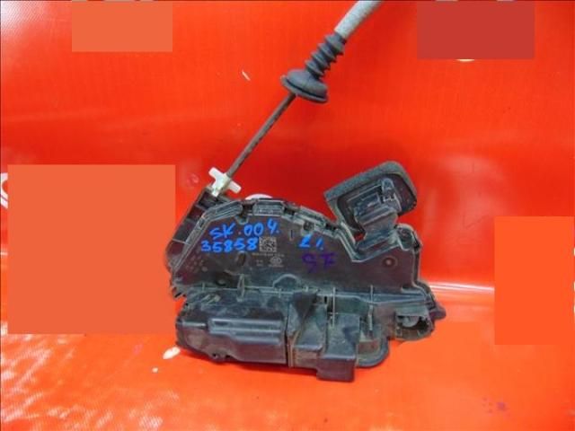 bontott SKODA FABIA III Bal első Ajtózár