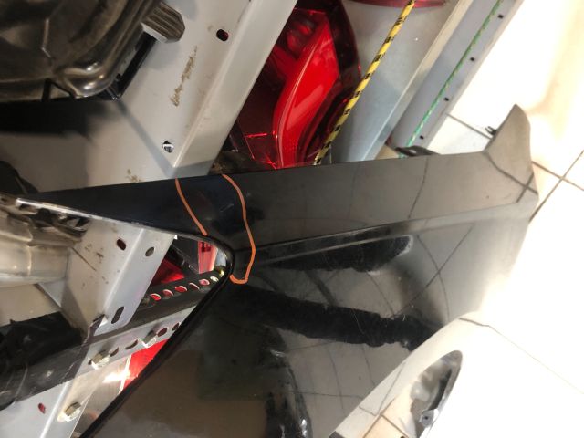 bontott SKODA FABIA III Bal első Sárvédő