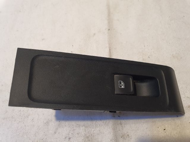 bontott SKODA FABIA III Bal hátsó Ablakemelő Kapcsoló