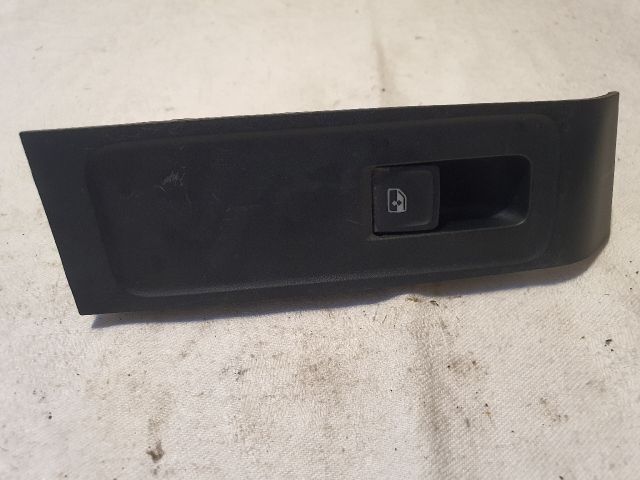 bontott SKODA FABIA III Bal hátsó Ablakemelő Kapcsoló