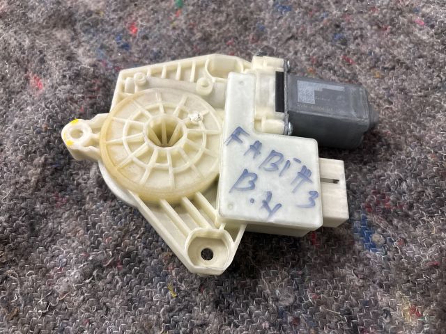bontott SKODA FABIA III Bal hátsó Ablakemelő Motor