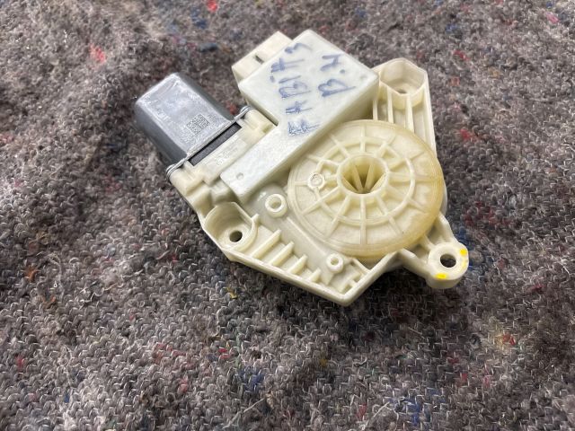 bontott SKODA FABIA III Bal hátsó Ablakemelő Motor