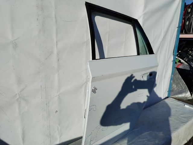 bontott SKODA FABIA III Bal hátsó Ajtó (Üres lemez)