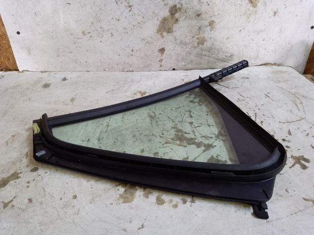 bontott SKODA FABIA III Bal hátsó Fixüveg (Ajtóban)