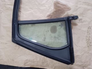 bontott SKODA FABIA III Bal hátsó Fixüveg (Ajtóban)