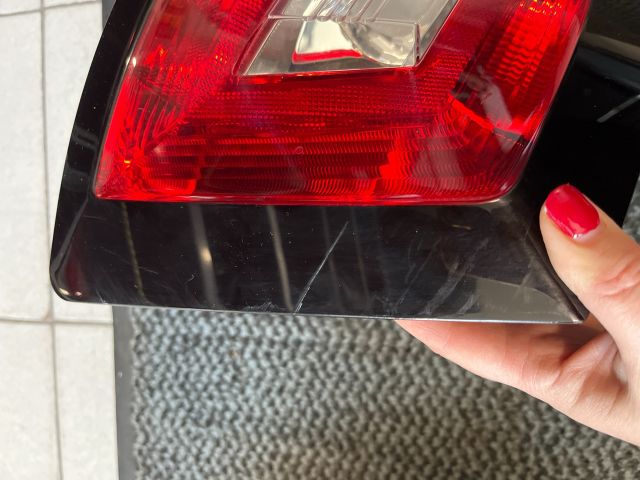 bontott SKODA FABIA III Bal Hátsó Lámpa