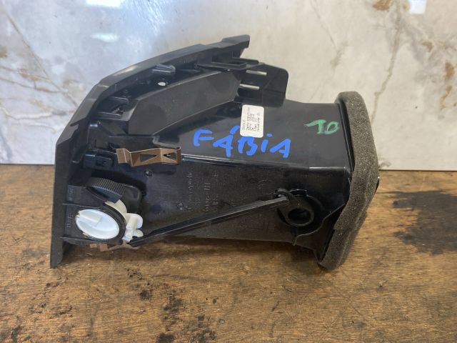 bontott SKODA FABIA III Bal Szellőző