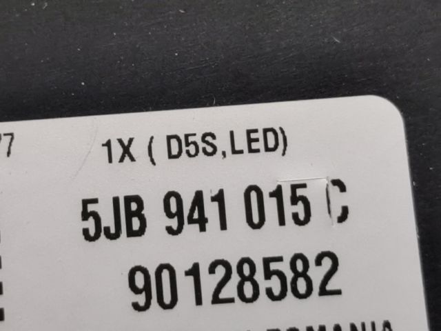 bontott SKODA FABIA III Bal Xenon Fényszóró