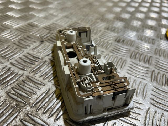 bontott SKODA FABIA III Beltér Világítás Első