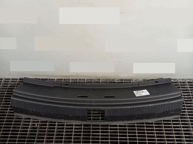 bontott SKODA FABIA III Csomagtérajtó Díszléc