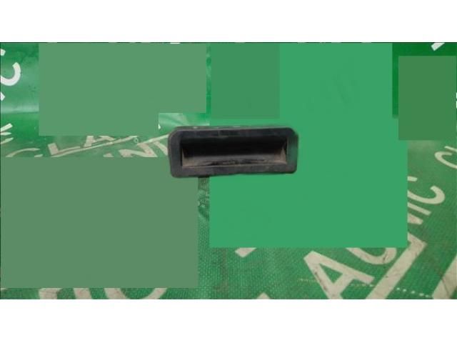 bontott SKODA FABIA III Csomagtérajtó Kilincs