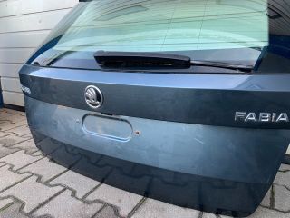 bontott SKODA FABIA III Csomagtérajtó (Részeivel)