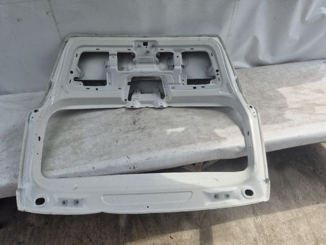 bontott SKODA FABIA III Csomagtérajtó (Üres lemez)