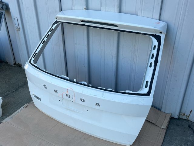bontott SKODA FABIA III Csomagtérajtó (Üres lemez)