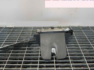 bontott SKODA FABIA III Csomagtérajtó Ütköző