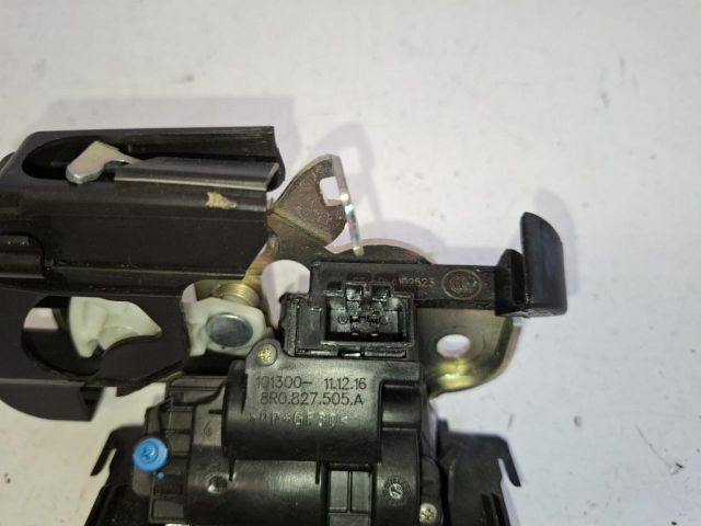 bontott SKODA FABIA III Csomagtérajtó Zárszerkezet