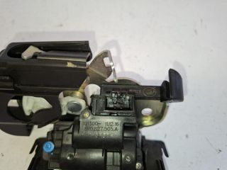 bontott SKODA FABIA III Csomagtérajtó Zárszerkezet