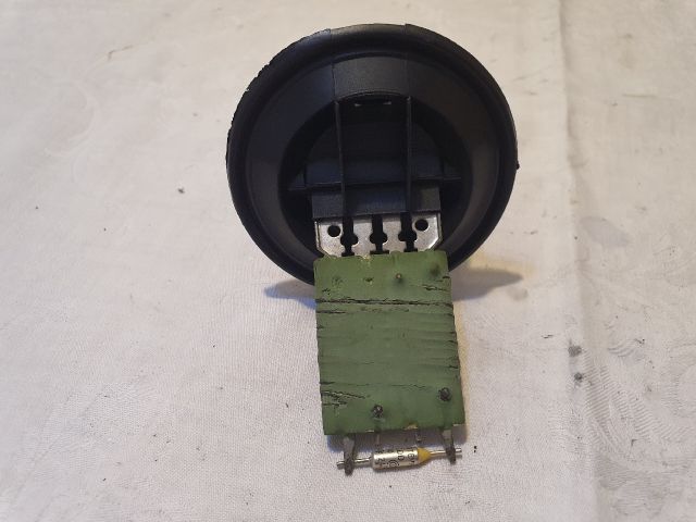 bontott SKODA FABIA III Előtét Ellenállás Fűtőmotor