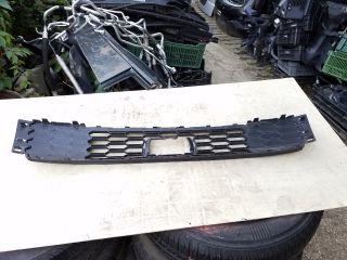 bontott SKODA FABIA III Első Lökhárító Alsó Középső Díszrács