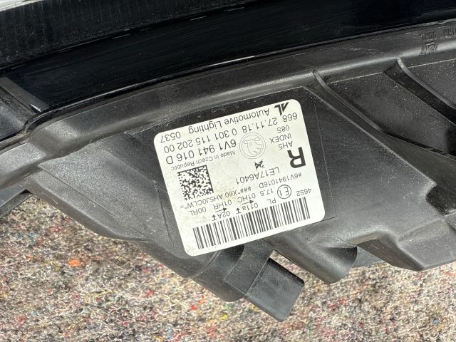 bontott SKODA FABIA III Fényszóró Pár