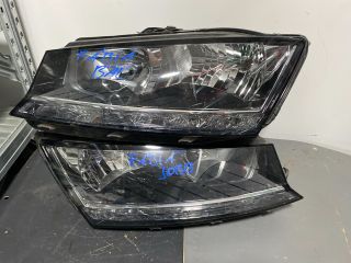 bontott SKODA FABIA III Fényszóró Pár