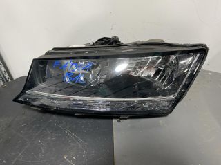 bontott SKODA FABIA III Fényszóró Pár