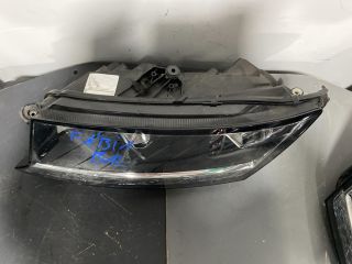 bontott SKODA FABIA III Fényszóró Pár