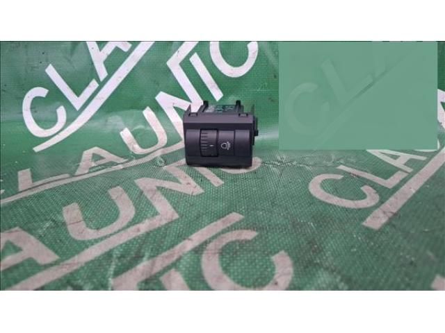 bontott SKODA FABIA III Fényszórómagasság Állító Kapcsoló