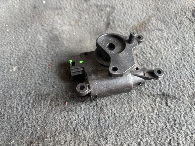 bontott SKODA FABIA III Fűtés Állító Motor