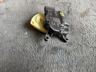 bontott SKODA FABIA III Fűtés Állító Motor