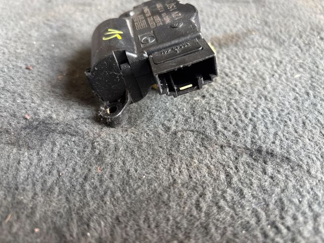 bontott SKODA FABIA III Fűtés Állító Motor