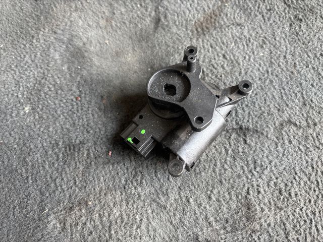 bontott SKODA FABIA III Fűtés Állító Motor