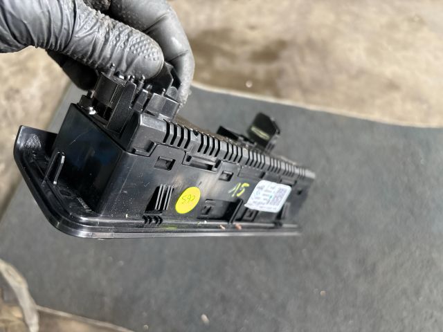 bontott SKODA FABIA III Fűtéskapcsoló (digit klímás)