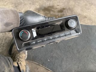 bontott SKODA FABIA III Fűtéskapcsoló (digit klímás)