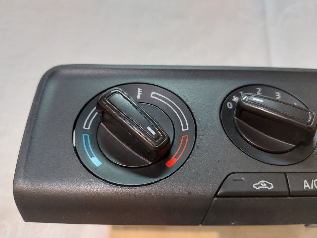 bontott SKODA FABIA III Fűtéskapcsoló (manuális klímás)
