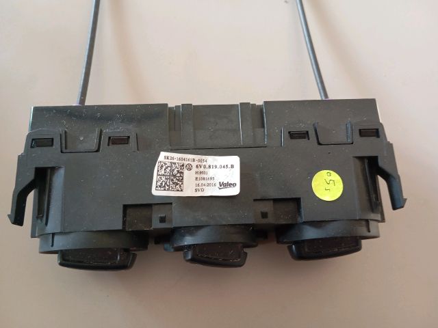 bontott SKODA FABIA III Fűtéskapcsoló (Nem klímás)