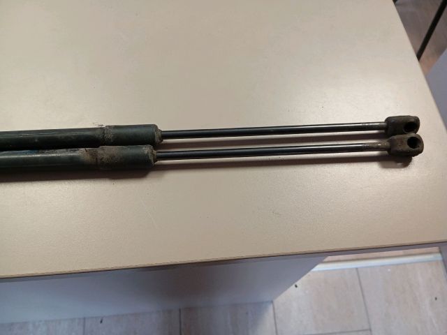 bontott SKODA FABIA III Gázrugós Kitámasztó Teleszkóp Pár Csomagtérajtó