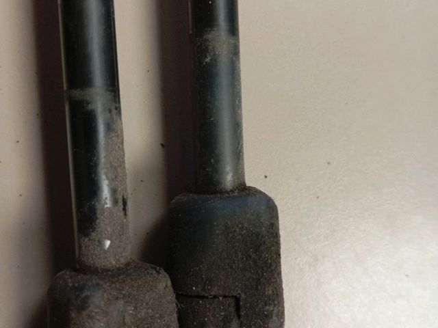 bontott SKODA FABIA III Gázrugós Kitámasztó Teleszkóp Pár Csomagtérajtó