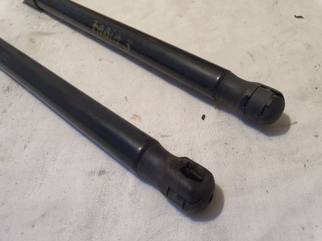 bontott SKODA FABIA III Gázrugós Kitámasztó Teleszkóp Pár Csomagtérajtó