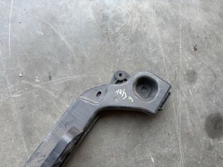 bontott SKODA FABIA III Hátsó középső Lökhárító Tartó (Műanyag)