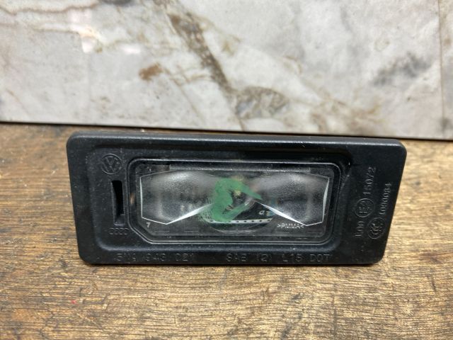 bontott SKODA FABIA III Hátsó Rendszámtábla Világítás