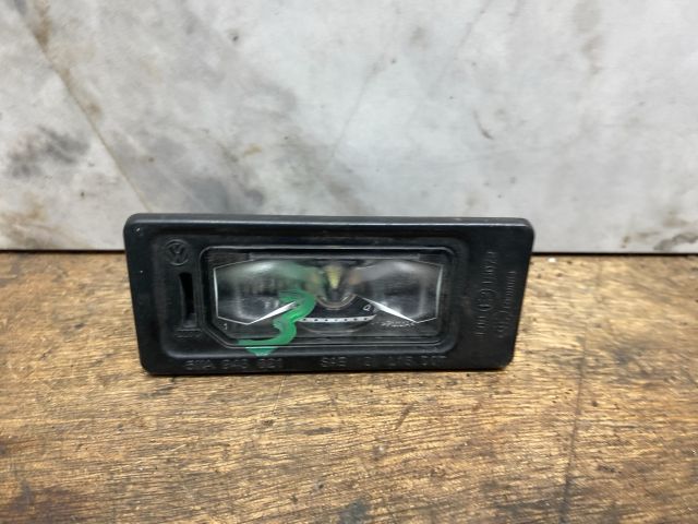 bontott SKODA FABIA III Hátsó Rendszámtábla Világítás