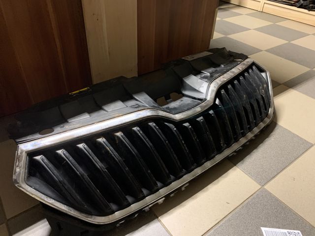 bontott SKODA FABIA III Hűtőrács