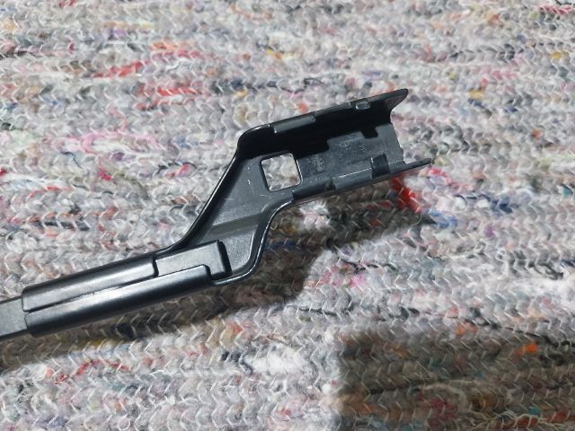 bontott SKODA FABIA III Jobb első Ablaktörlő Kar