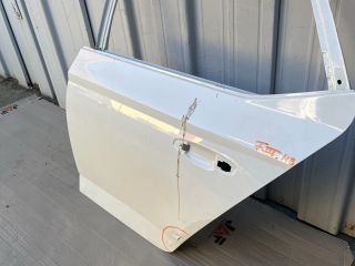 bontott SKODA FABIA III Jobb első Ajtó (Üres lemez)